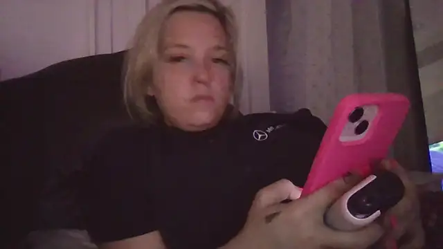 Snapshot of JennaLynn785 chatting on January 2025 05:19:02 AM JennaLynn785 online show from January 2025 05:19:02 AM