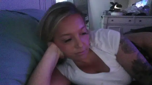 Snapshot of JennaLynn785 chatting on September 2025 03:11:02 PM JennaLynn785 online show from September 2025 03:11:02 PM