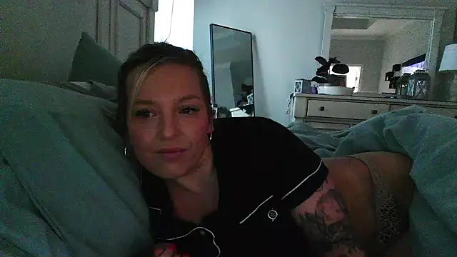 Snapshot of JennaLynn785 chatting on September 2025 03:34:02 PM JennaLynn785 online show from September 2025 03:34:02 PM