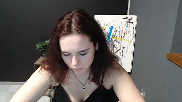 mini girly online show from February 2025 10:15:02 AM