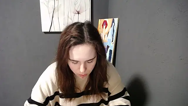 mini girly online show from March 2025 07:25:02 AM