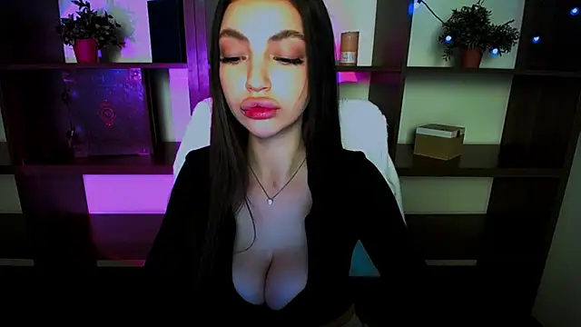 Lexi Jous online show from March 2025 04:30:02 PM