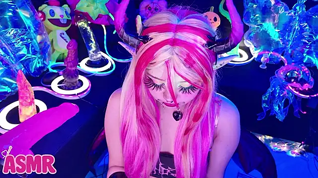 LaytonBox online show from January 2026 01:05:02 PM