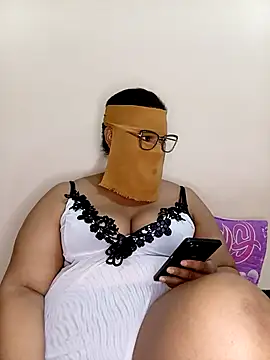 Samara-Bella online show from March 2025 08:37:02 PM