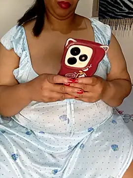 Samara-Bella online show from October 2025 08:50:01 PM