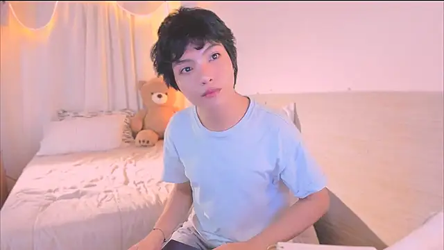 Snapshot of AllanYong18 chatting on November 2025 02:55:01 AM AllanYong18 online show from November 2025 02:55:01 AM