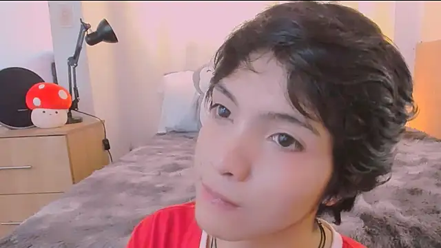 AllanYong18 online show from March 2026 08:23:02 PM