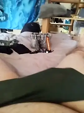 Snapshot of ludov17 chatting on February 2026 03:20:01 PM ludov17 online show from February 2026 03:20:01 PM