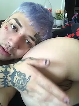 Snapshot of NubeZea chatting on January 2025 08:58:02 PM NubeZea online show from January 2025 08:58:02 PM