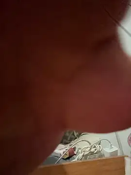 zxb757369 online show from February 2025 11:10:02 AM