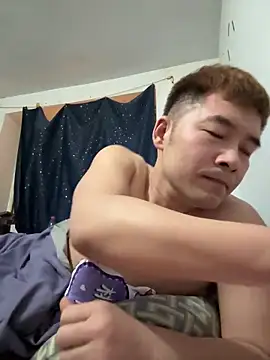 zxb757369 online show from February 2025 03:08:01 PM