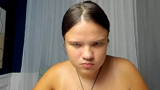 AdeleCruz online show from July 2026 12:09:01 PM