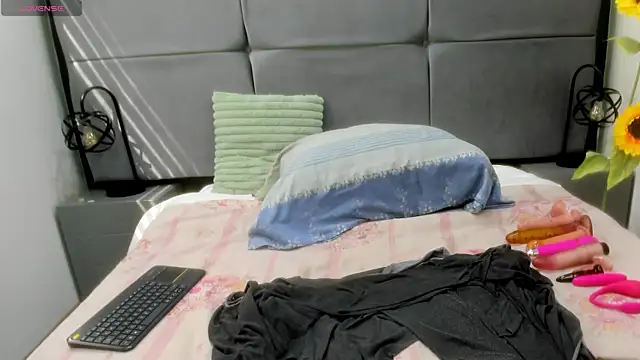 VickyBoobss online show from September 2025 07:59:01 PM