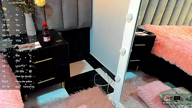 Snapshot of chelsea_bolton_ chatting on November 2025 12:42:01 PM chelsea bolton online show from November 2025 12:42:01 PM