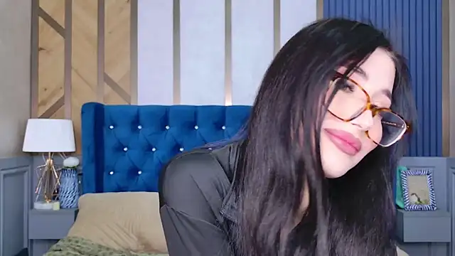 EmmaLawrens online show from February 2025 04:14:01 PM