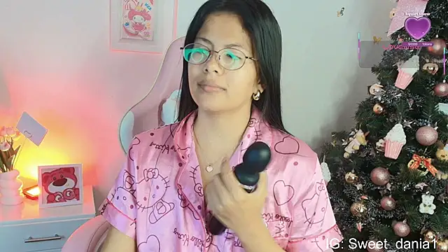 sweet dania  online show from December 2025 09:11:01 PM