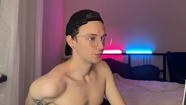 Calvin Polanski online show from January 2025 08:40:01 PM