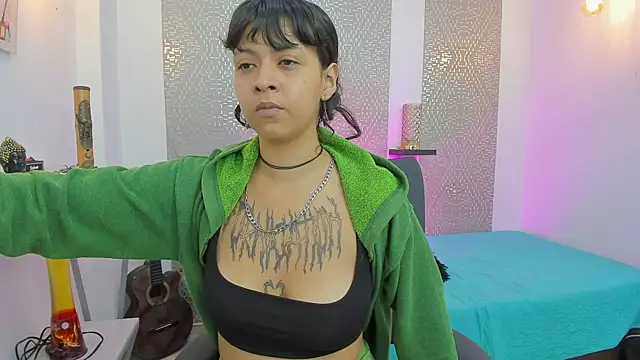 gabriela cortez online show from December 2025 12:58:02 PM