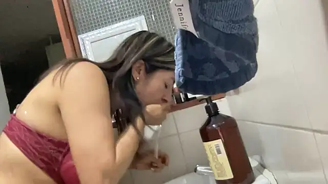 LunaBeya online show from November 2025 04:11:01 AM