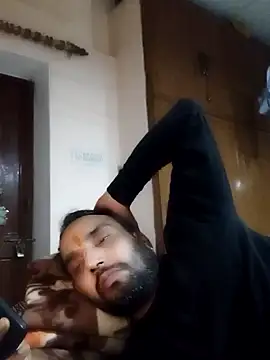 Snapshot of Rajasthani-boy chatting on January 2025 01:32:02 PM Rajasthani-boy online show from January 2025 01:32:02 PM