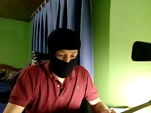 Snapshot of superfollador chatting on September 2025 11:54:01 PM superfollador online show from September 2025 11:54:01 PM