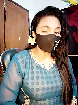 Anika-1 online show from November 2025 04:35:01 PM