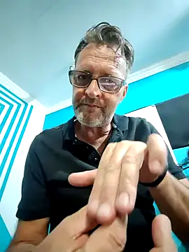 itsmeyes69 online show from January 2025 05:35:01 PM