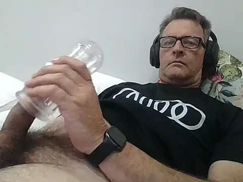 itsmeyes69 online show from March 2026 09:20:02 PM