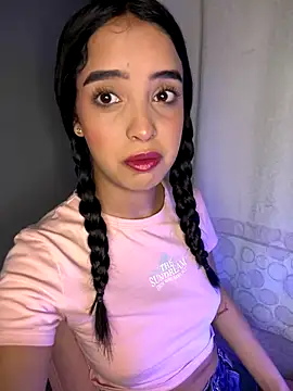 Snapshot of StefanyRousse chatting on October 2025 12:18:02 PM StefanyRousse online show from October 2025 12:18:02 PM