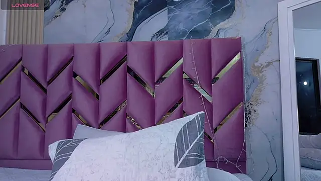 hotiergirl online show from October 2025 12:26:02 PM