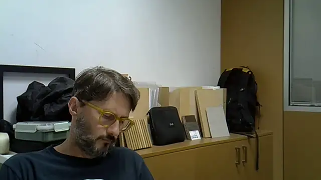 Cellino4 online show from October 2025 04:02:01 PM