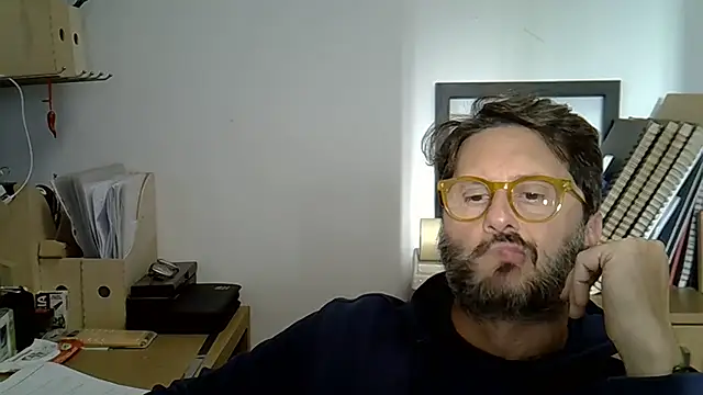 Cellino4 online show from October 2025 03:31:02 PM