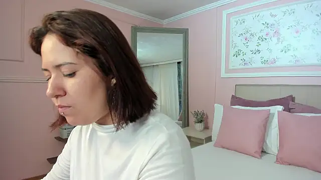 zoes milee online show from March 2025 11:19:01 AM