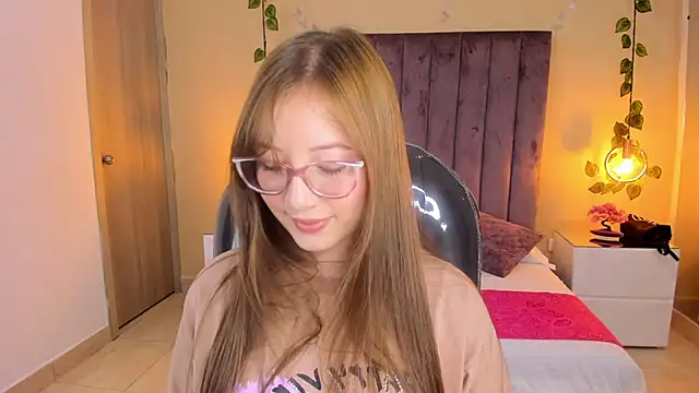 Dahlia Rousse online show from November 2025 01:39:01 AM