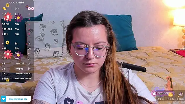 Veronica simons online show from March 2025 11:20:01 PM