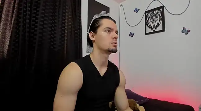 Snapshot of maxi_styles chatting on January 2025 05:21:02 PM maxi styles online show from January 2025 05:21:02 PM