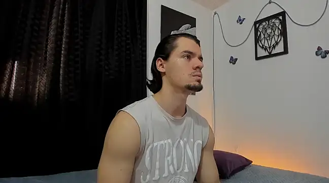 Snapshot of maxi_styles chatting on February 2025 07:35:01 PM maxi styles online show from February 2025 07:35:01 PM