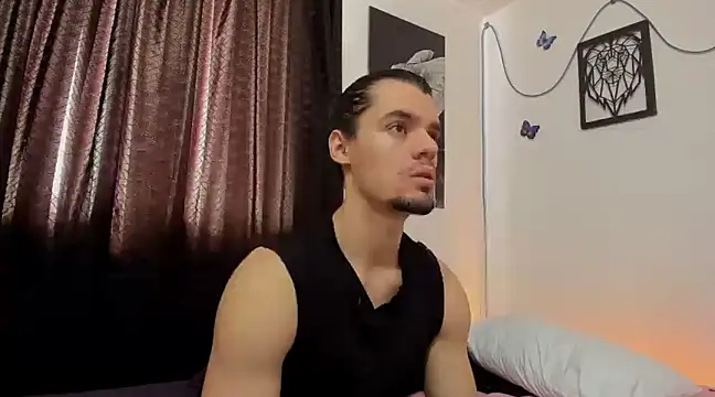 Snapshot of maxi_styles chatting on March 2025 07:48:02 PM maxi styles online show from March 2025 07:48:02 PM