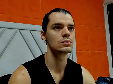 Snapshot of maxi_styles chatting on February 2026 11:58:02 AM maxi styles online show from February 2026 11:58:02 AM