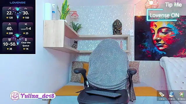 Snapshot of Luxury_Woman chatting on February 2025 03:48:02 PM Luxury Woman online show from February 2025 03:48:02 PM