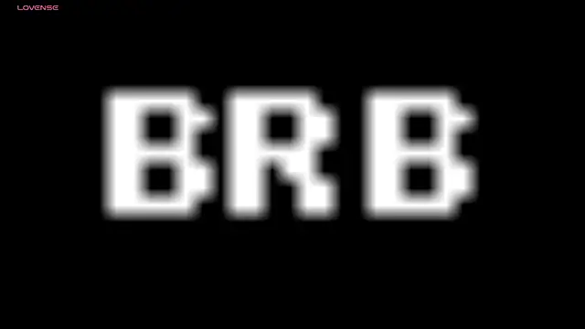 Lovelyamyy online show from December 2025 05:18:02 PM