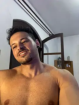 Lucasfit24 online show from March 2025 11:32:02 PM