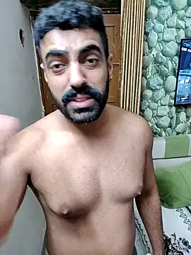 Snapshot of vaibhavchugh38 chatting on March 2025 09:05:02 PM vaibhavchugh38 online show from March 2025 09:05:02 PM