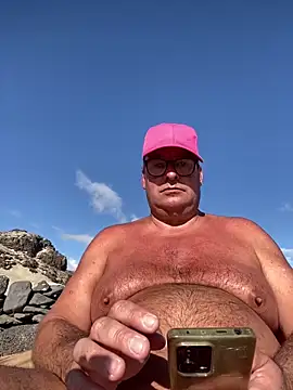 MountJohnXL online show from December 2025 03:30:02 PM