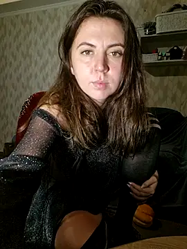 Melenka online show from November 2025 10:20:02 PM