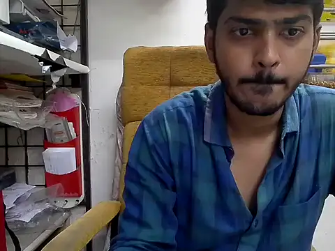 Snapshot of cute_modell chatting on November 2025 12:39:02 PM cute modell online show from November 2025 12:39:02 PM