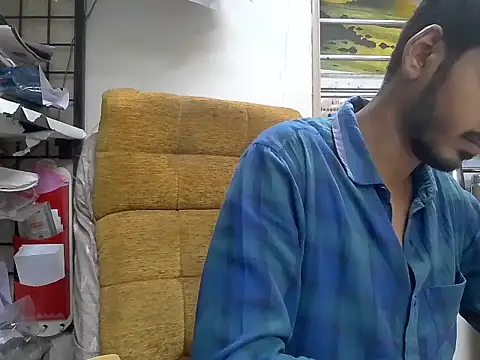 Snapshot of cute_modell chatting on November 2025 11:54:01 AM cute modell online show from November 2025 11:54:01 AM