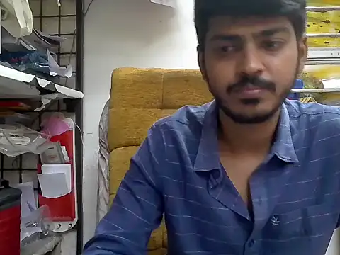 Snapshot of cute_modell chatting on November 2025 12:04:01 PM cute modell online show from November 2025 12:04:01 PM