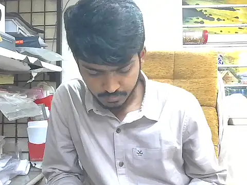 Snapshot of cute_modell chatting on January 2026 12:33:02 PM cute modell online show from January 2026 12:33:02 PM