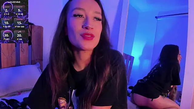 coral jonesss online show from March 2026 03:28:02 PM